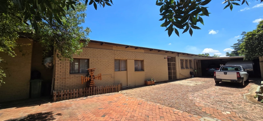 4 Bedroom Property for Sale in Universitas Free State